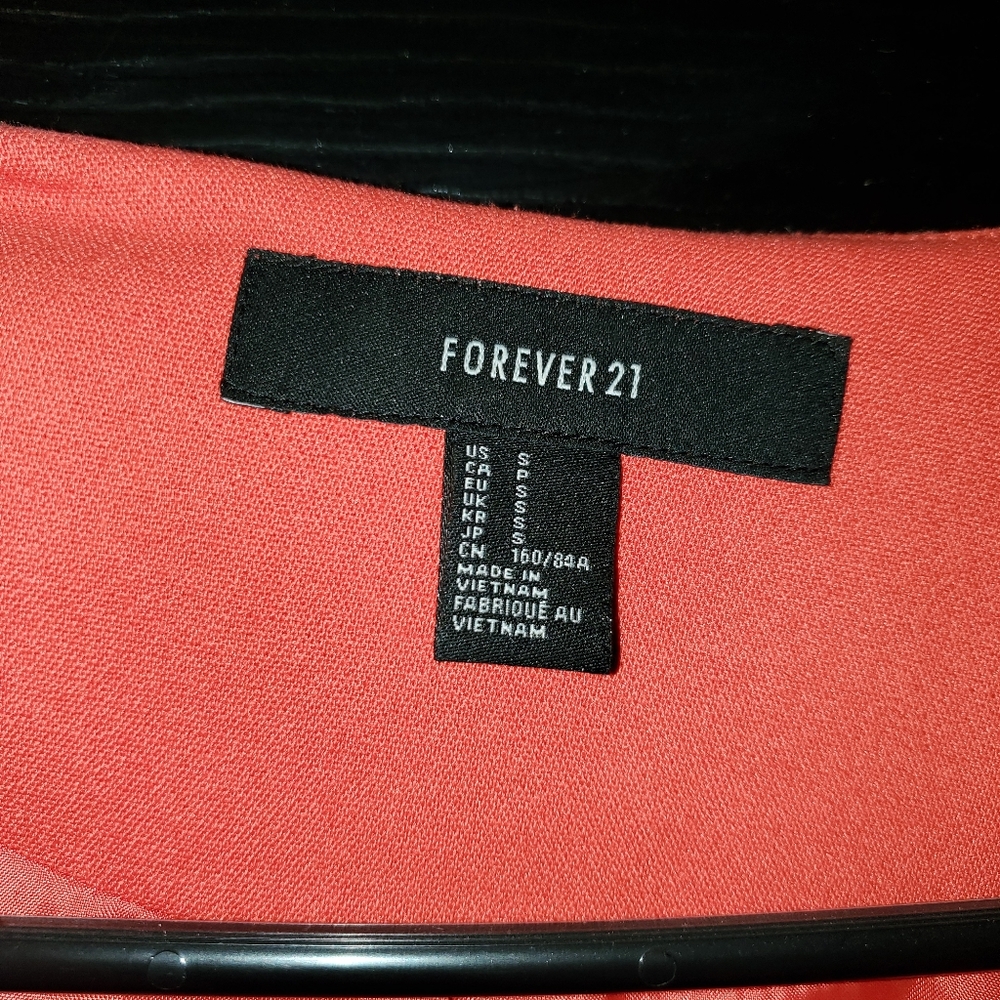 Beautiful jacket! - Picture 4 of 5